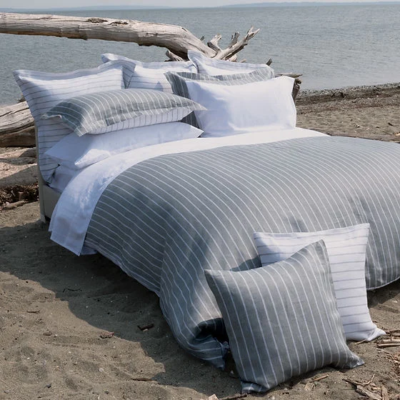 Linea Jacquard Linen Duvet Cover – Shale/Chalk, 100% Linen | St Genève