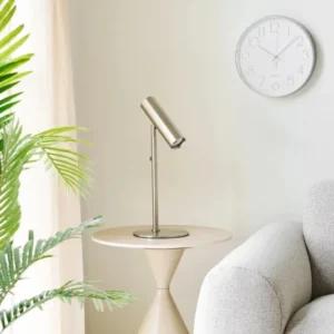 Wanduhr Osmirea - leise mit Silberoptik