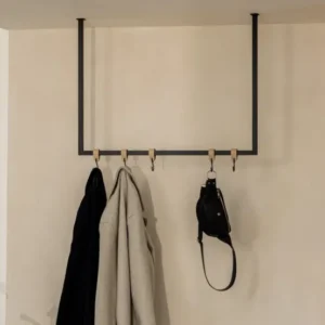 Garderobe/Kleiderstange Rubi – Hängendes Design aus Stahl
