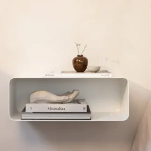 Nachttisch Nelio – Hängendes Design mit Kabeldurchführung
